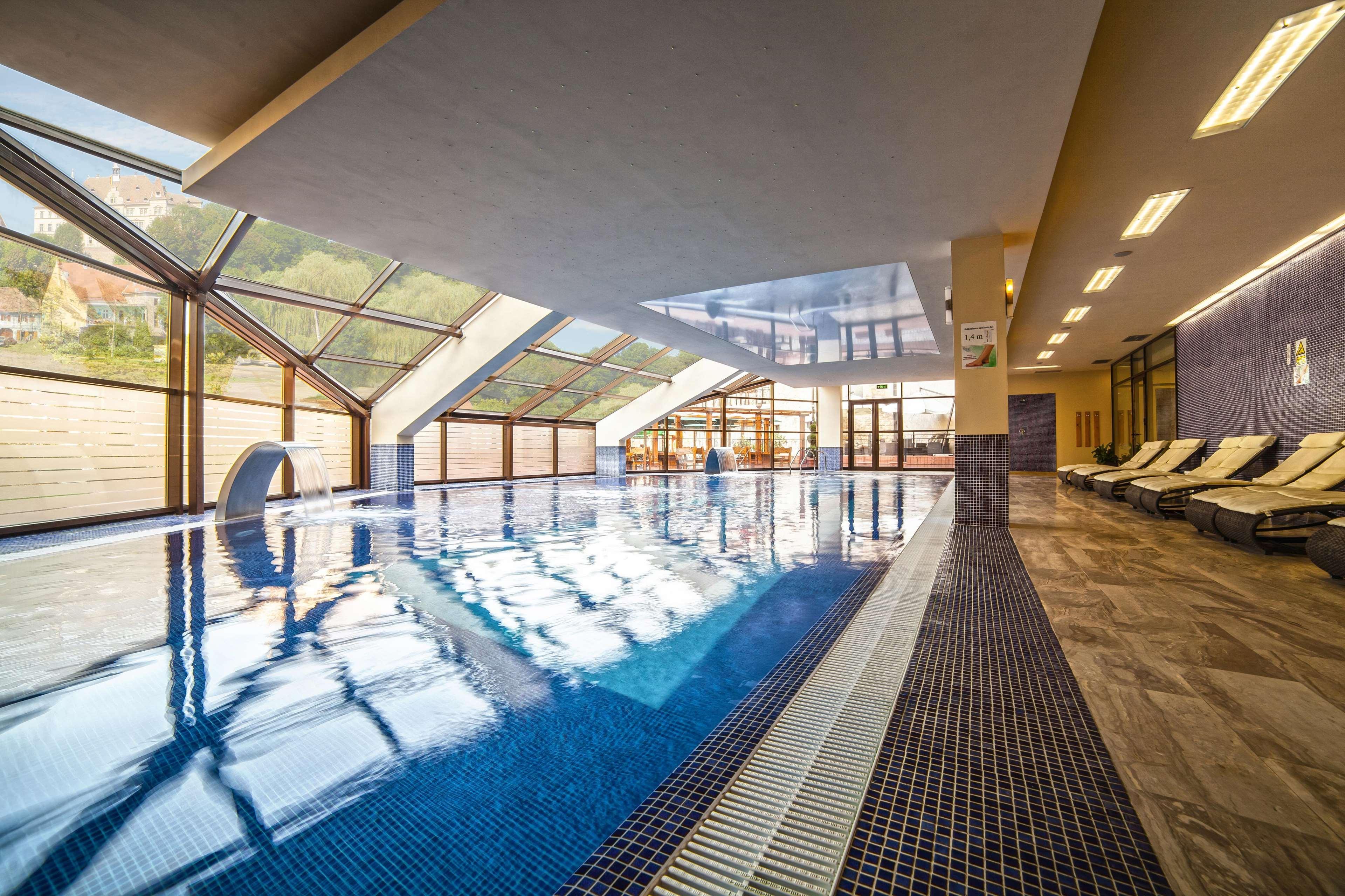 Doubletree By Hilton Hotel Sighisoara - Cavaler מראה חיצוני תמונה