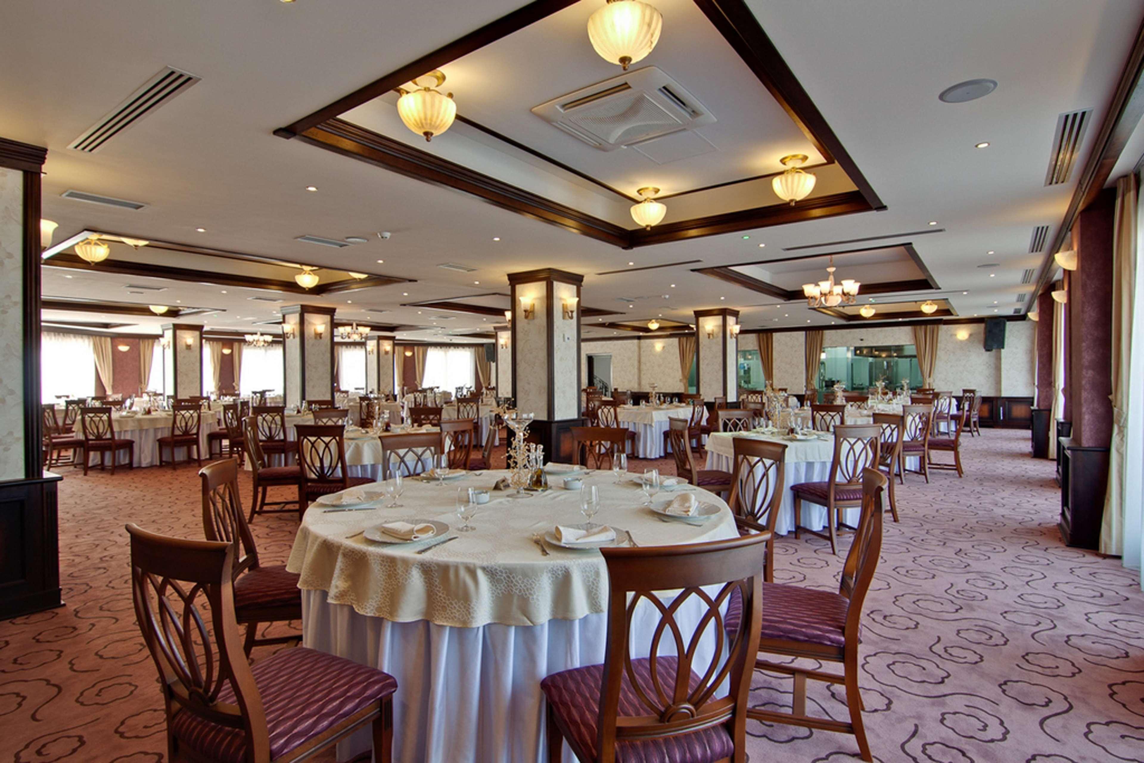 Doubletree By Hilton Hotel Sighisoara - Cavaler מראה חיצוני תמונה