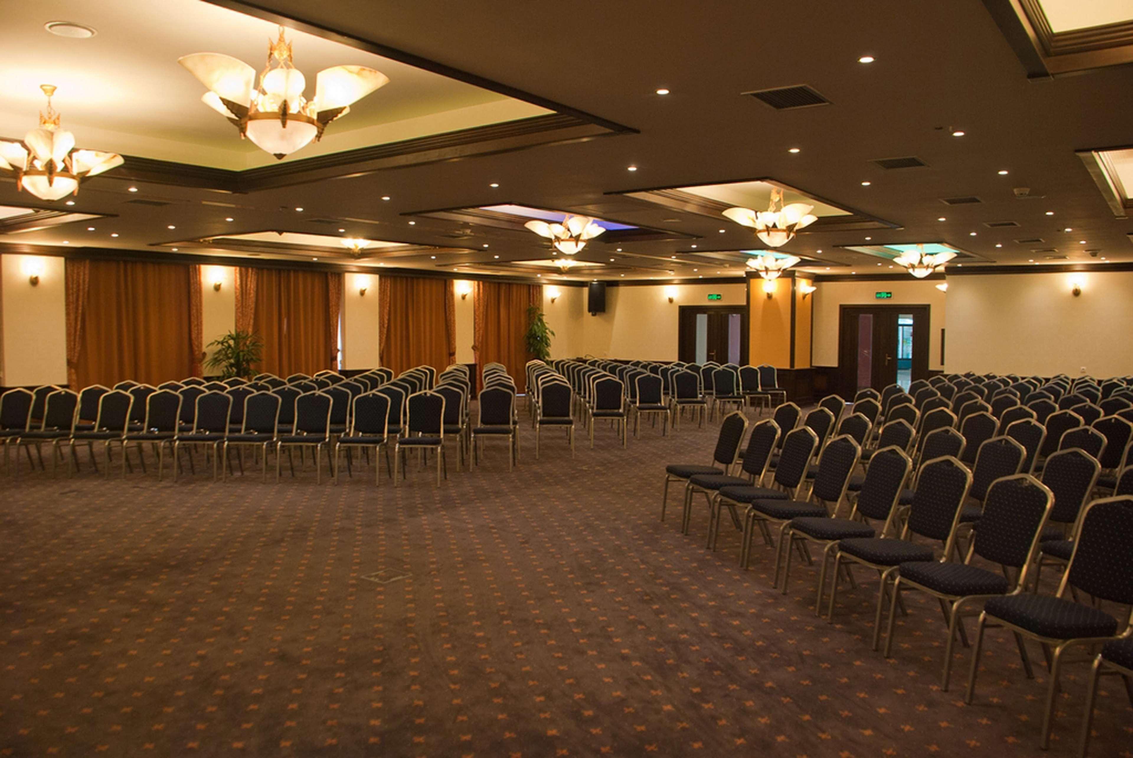 Doubletree By Hilton Hotel Sighisoara - Cavaler מראה חיצוני תמונה