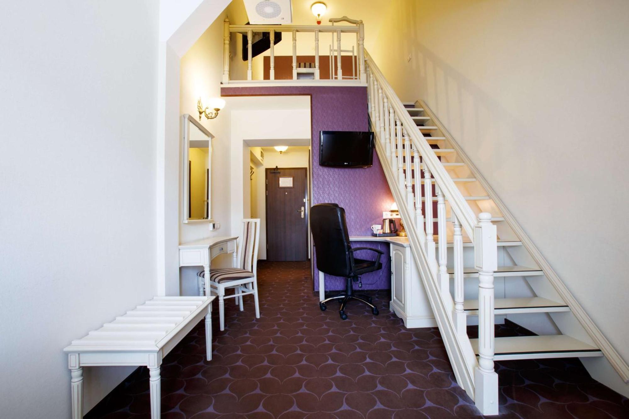 Doubletree By Hilton Hotel Sighisoara - Cavaler מראה חיצוני תמונה