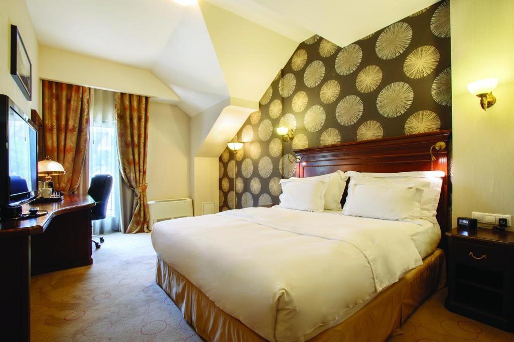 Doubletree By Hilton Hotel Sighisoara - Cavaler מראה חיצוני תמונה